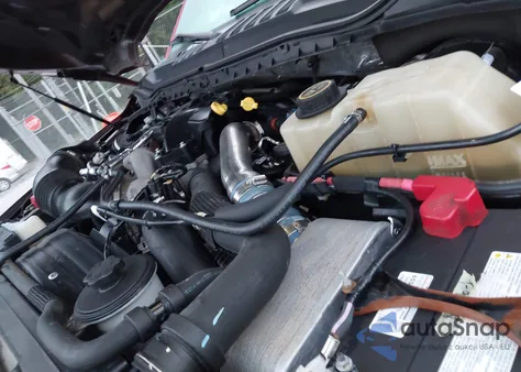 2019 Ford F250 Super Duty z USA, uszkodzony, nr VIN 1FT7W2BT2KEF93818